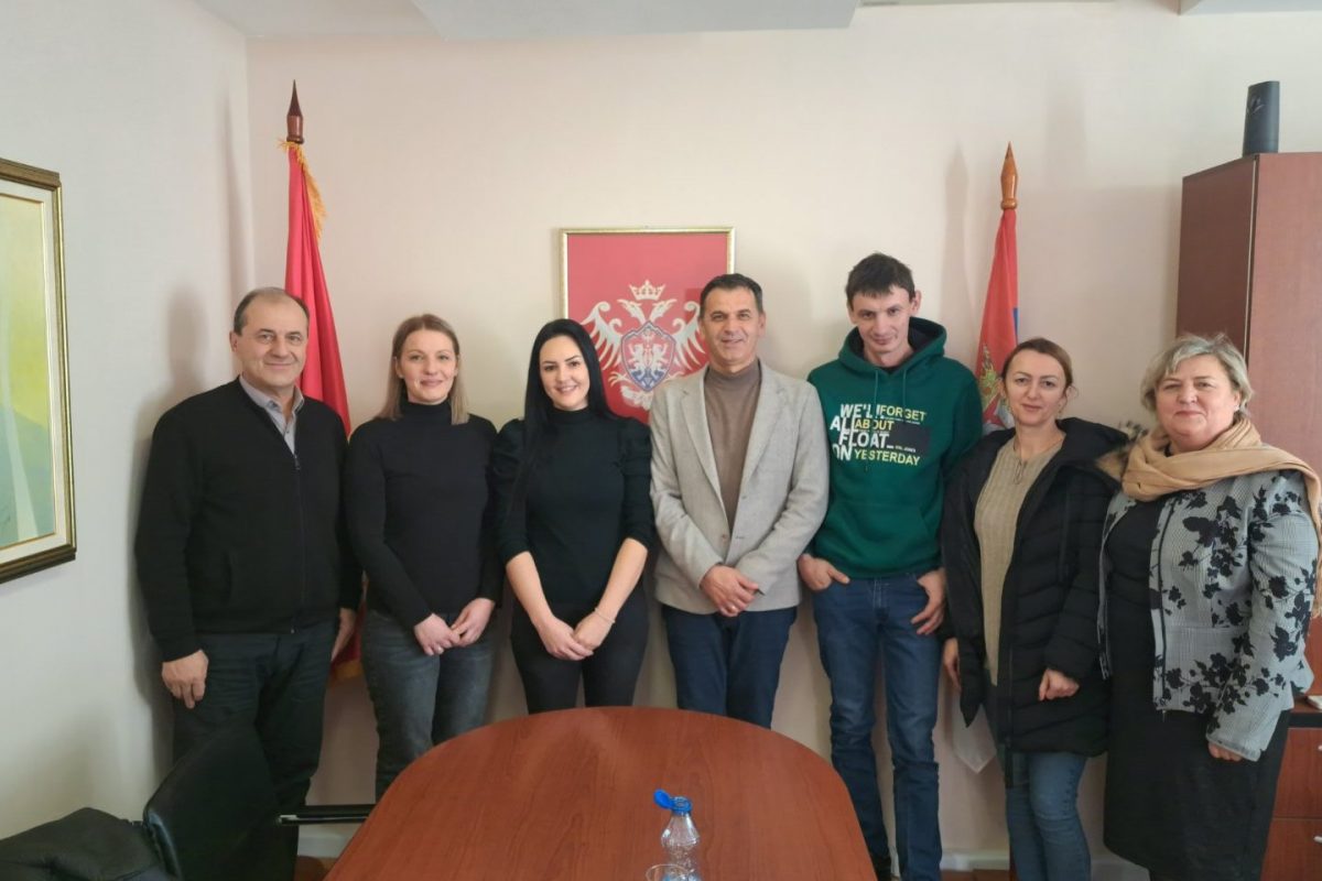 Потписани уговори за доделу бесповратних средстава за подршку женском предузетништву на селу